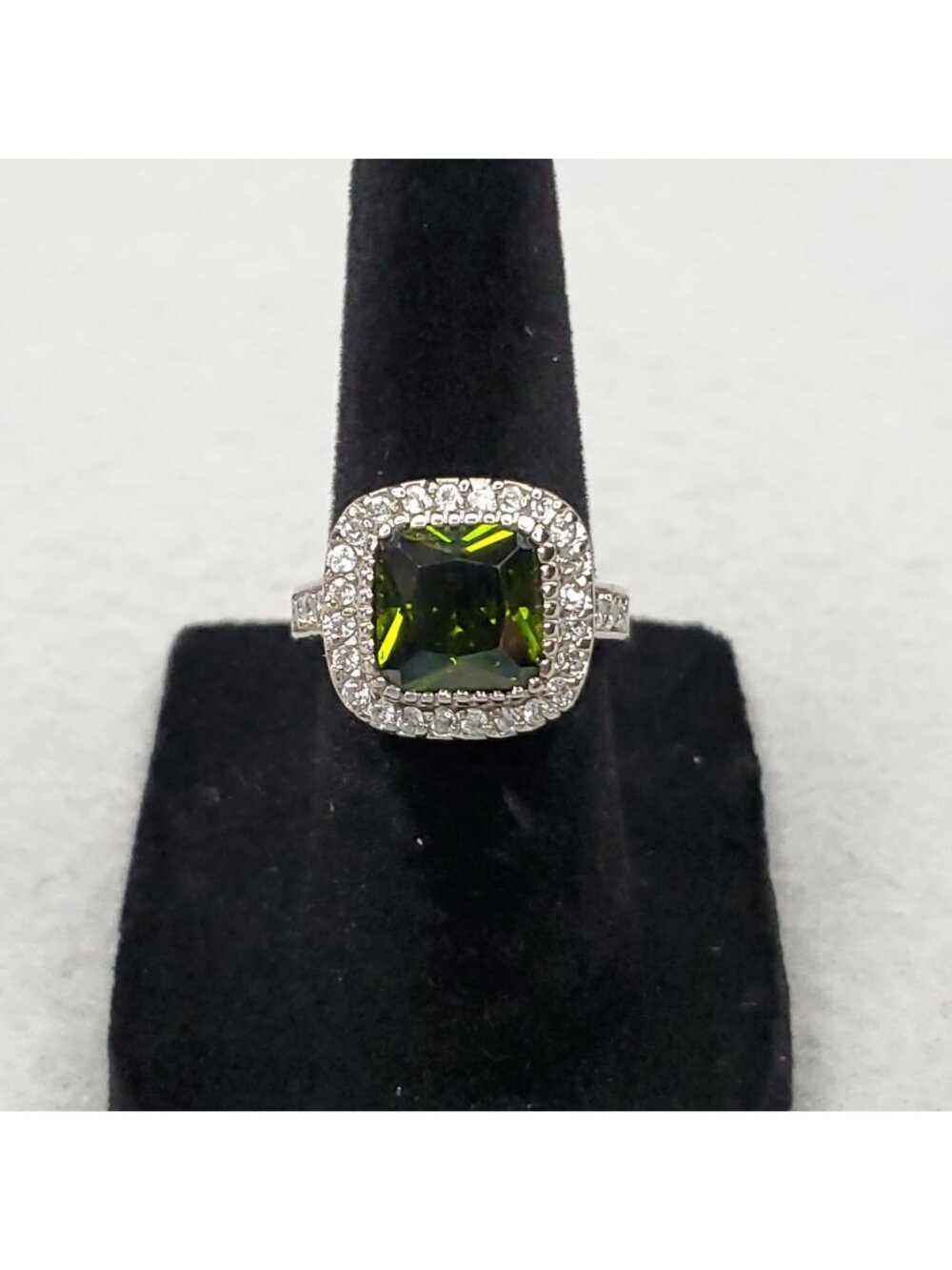 Rhinestone Cocktail Ring Sz 6 Green Silver Tone Clear Pave Square